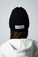 Load image into Gallery viewer, BLACK CHROME VASTA BEANIE
